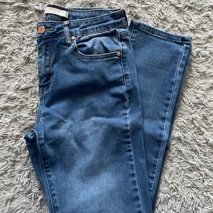 Forever 21 skinny jeans